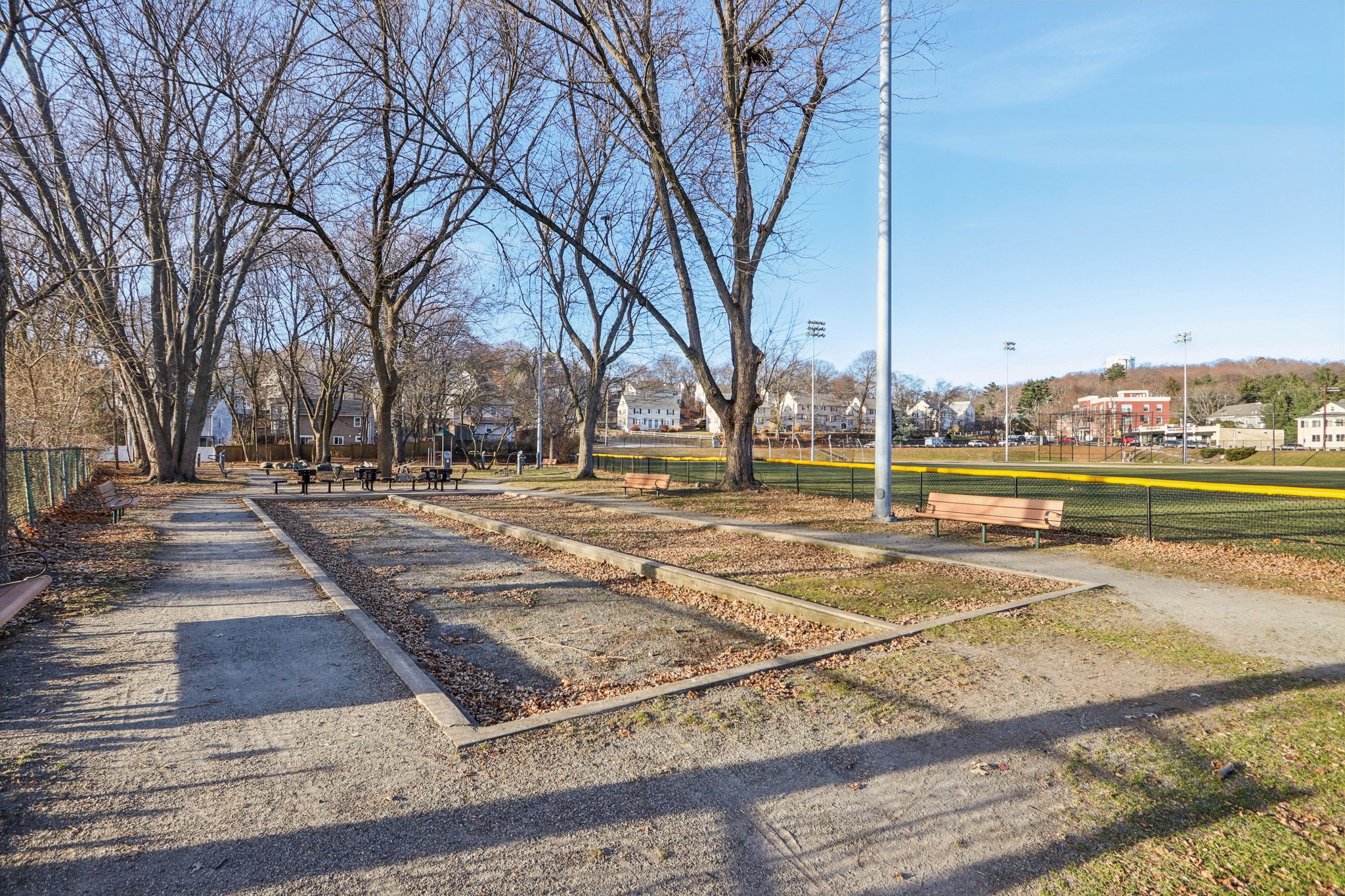 Summer St-0912-915.jpg