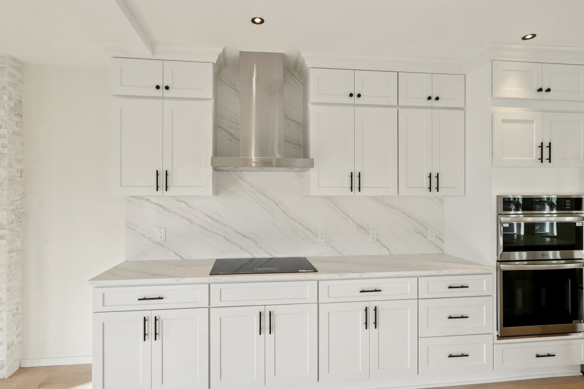 Summer St-L0912-007.jpg