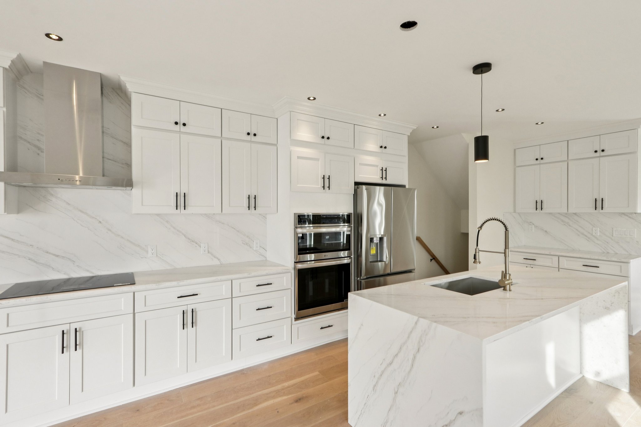 Summer St-L0912-008.jpg