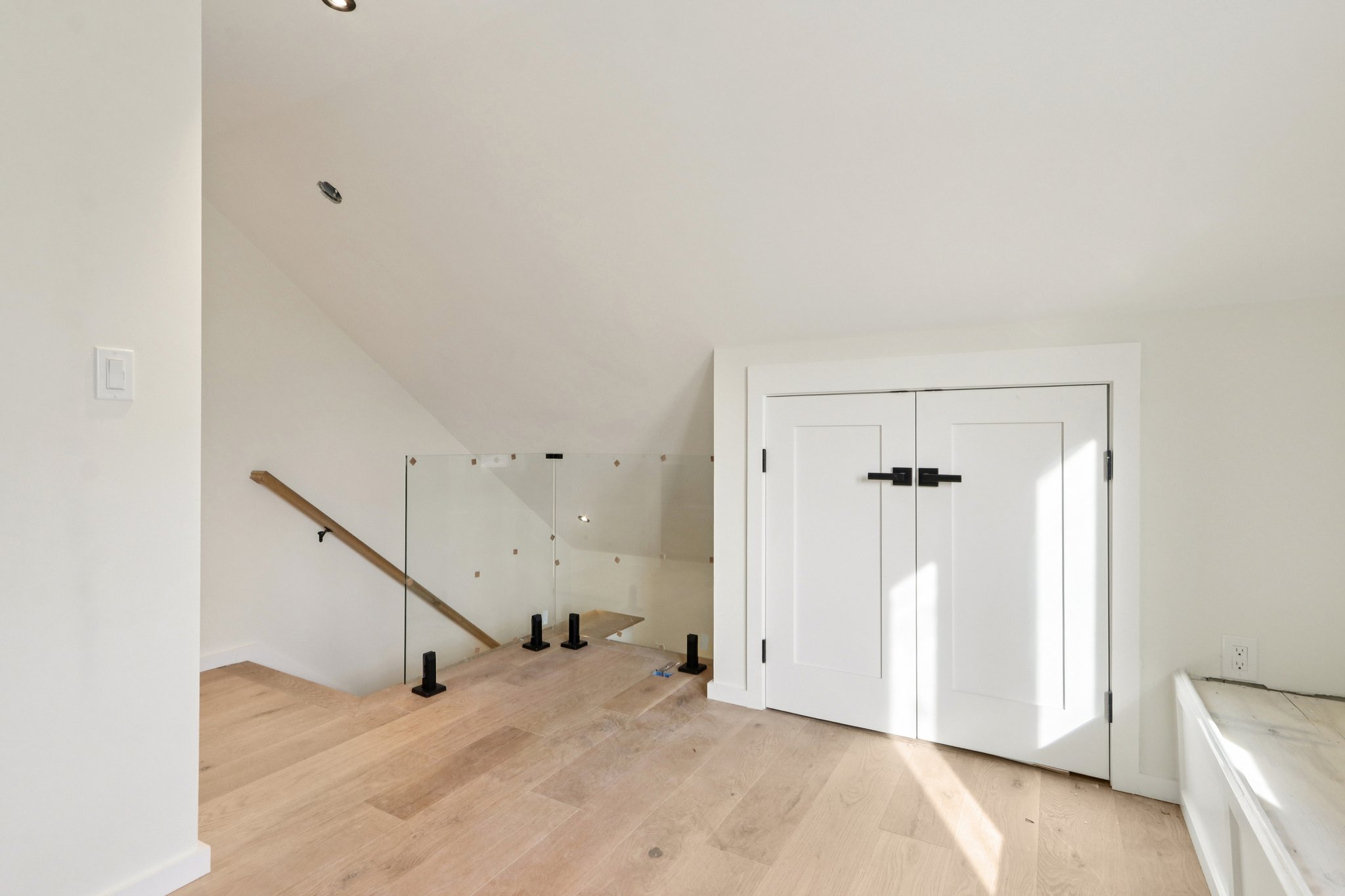 Summer St-L0912-024.jpg