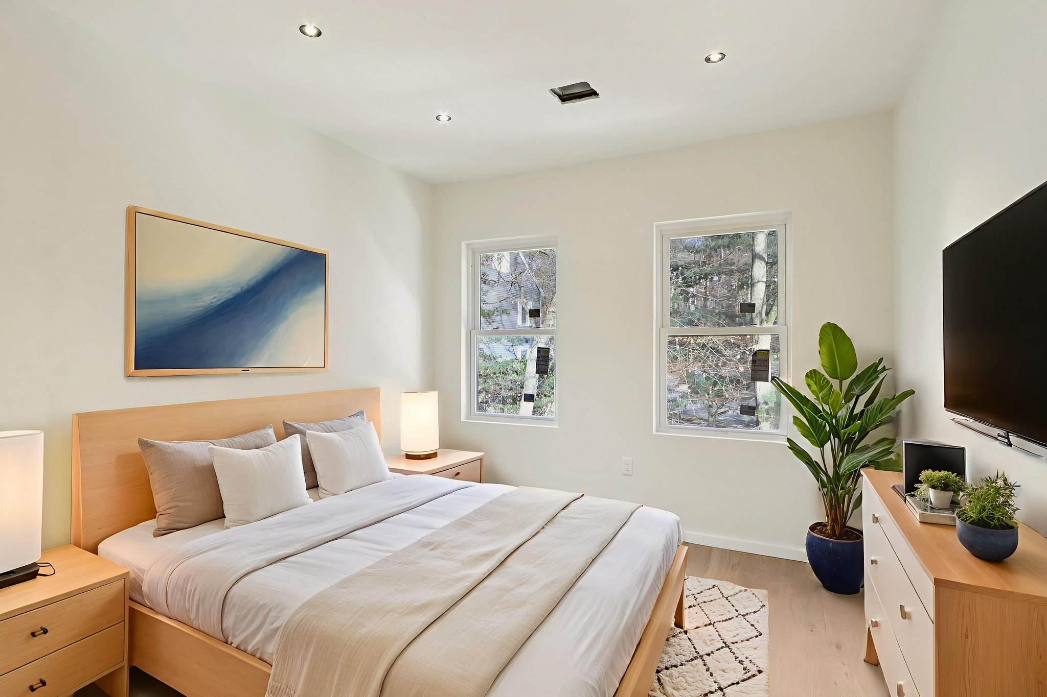 Summer St-L0912-020 virtually staged.jpeg