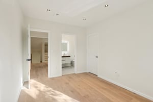 Summer St-L0912-026.jpg