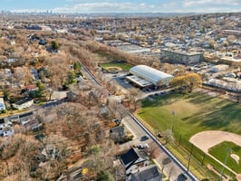 Summer St-L0912-052.jpg