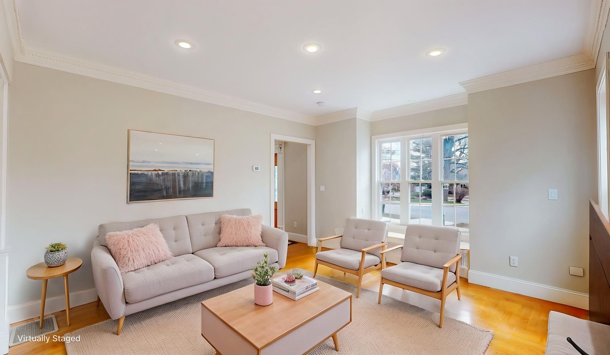 Photo-181334 virtually staged.jpeg