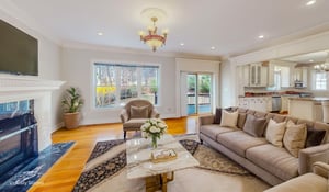 Photo--2 virtually staged.jpeg