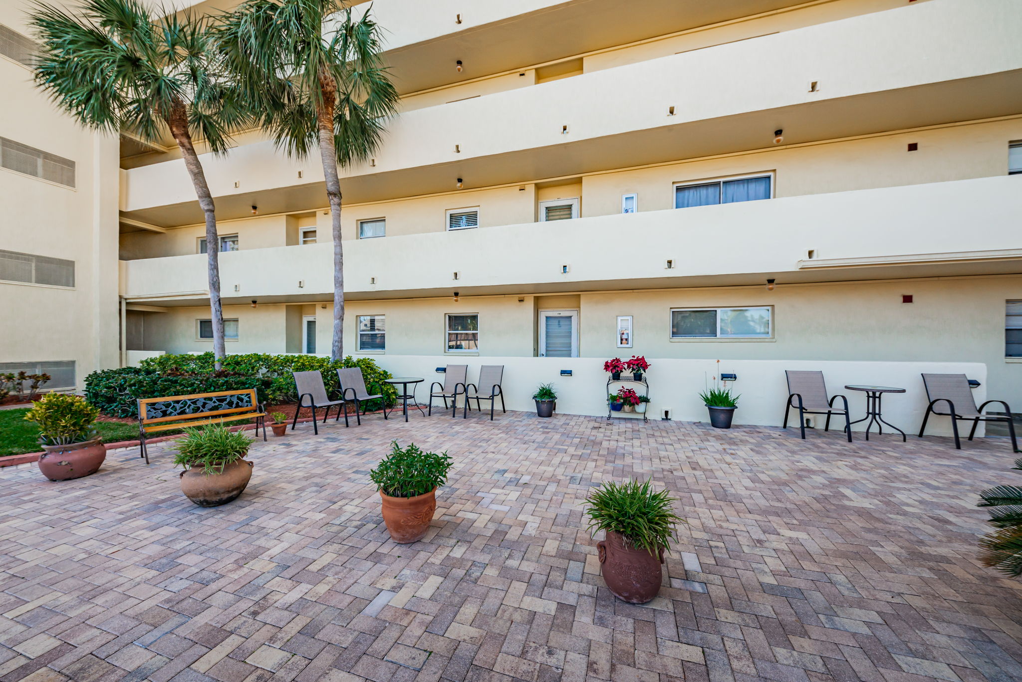 Washington Buidling Courtyard