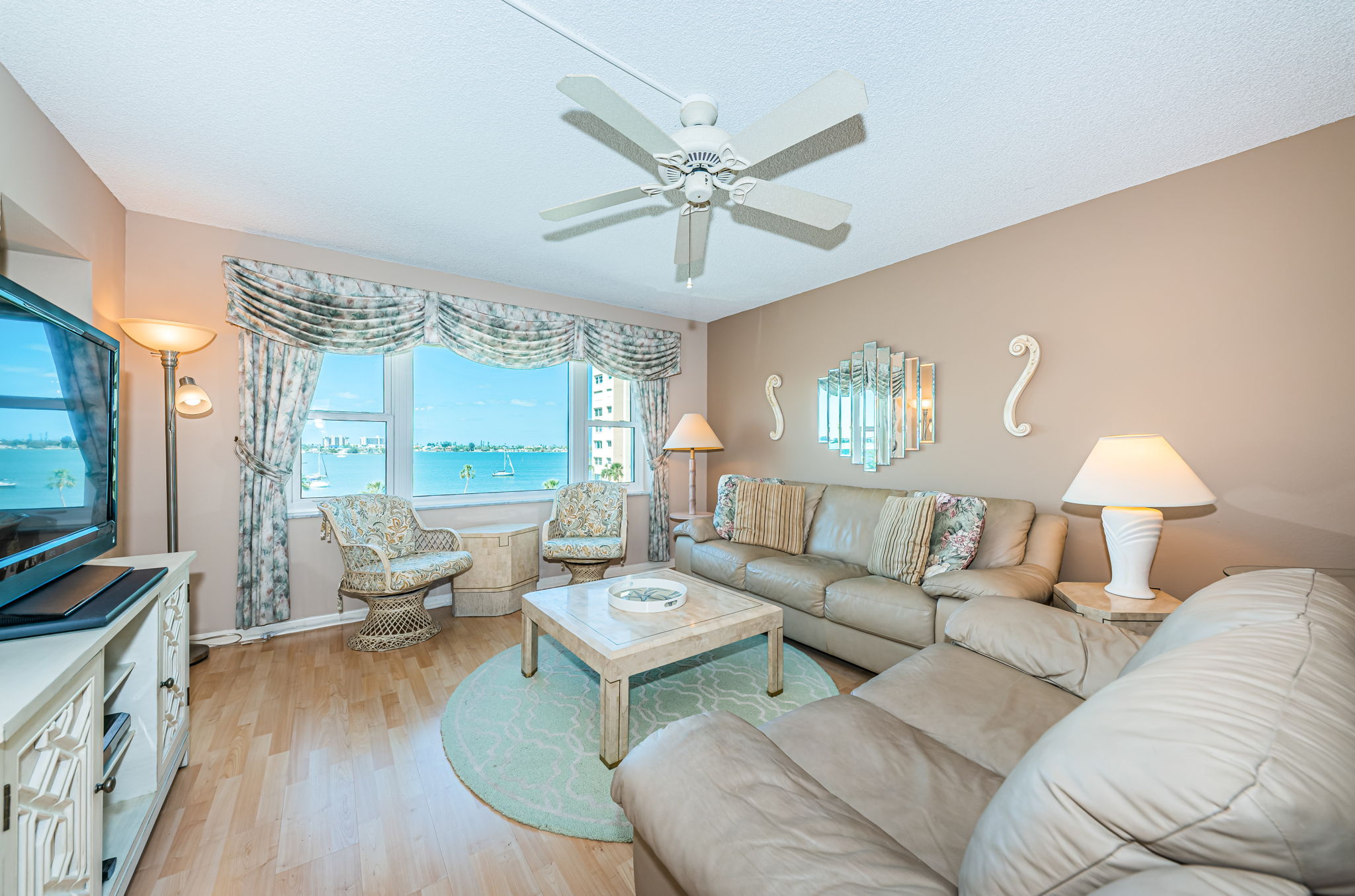 Living Room 1-4