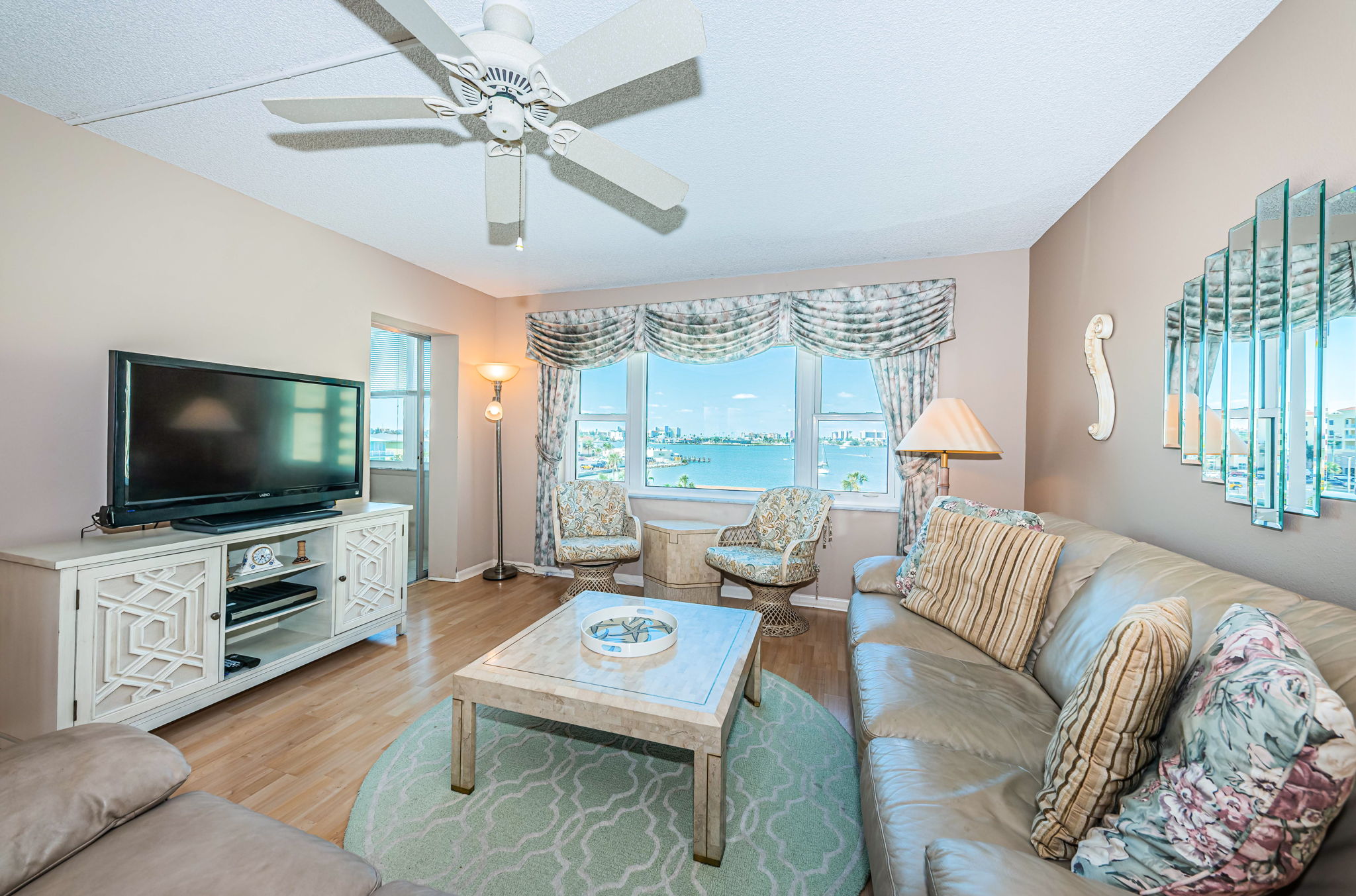 Living Room 2-4
