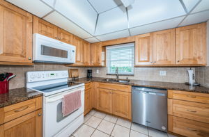 Kitchen 1-4