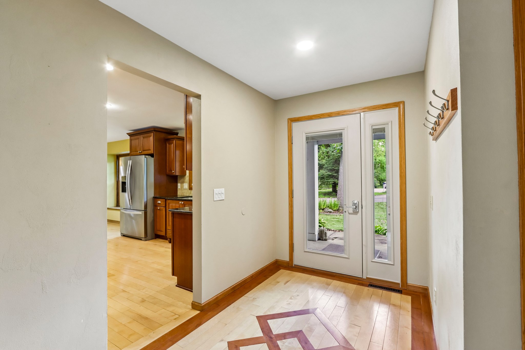 Sundance Ct-S2409-007.jpg