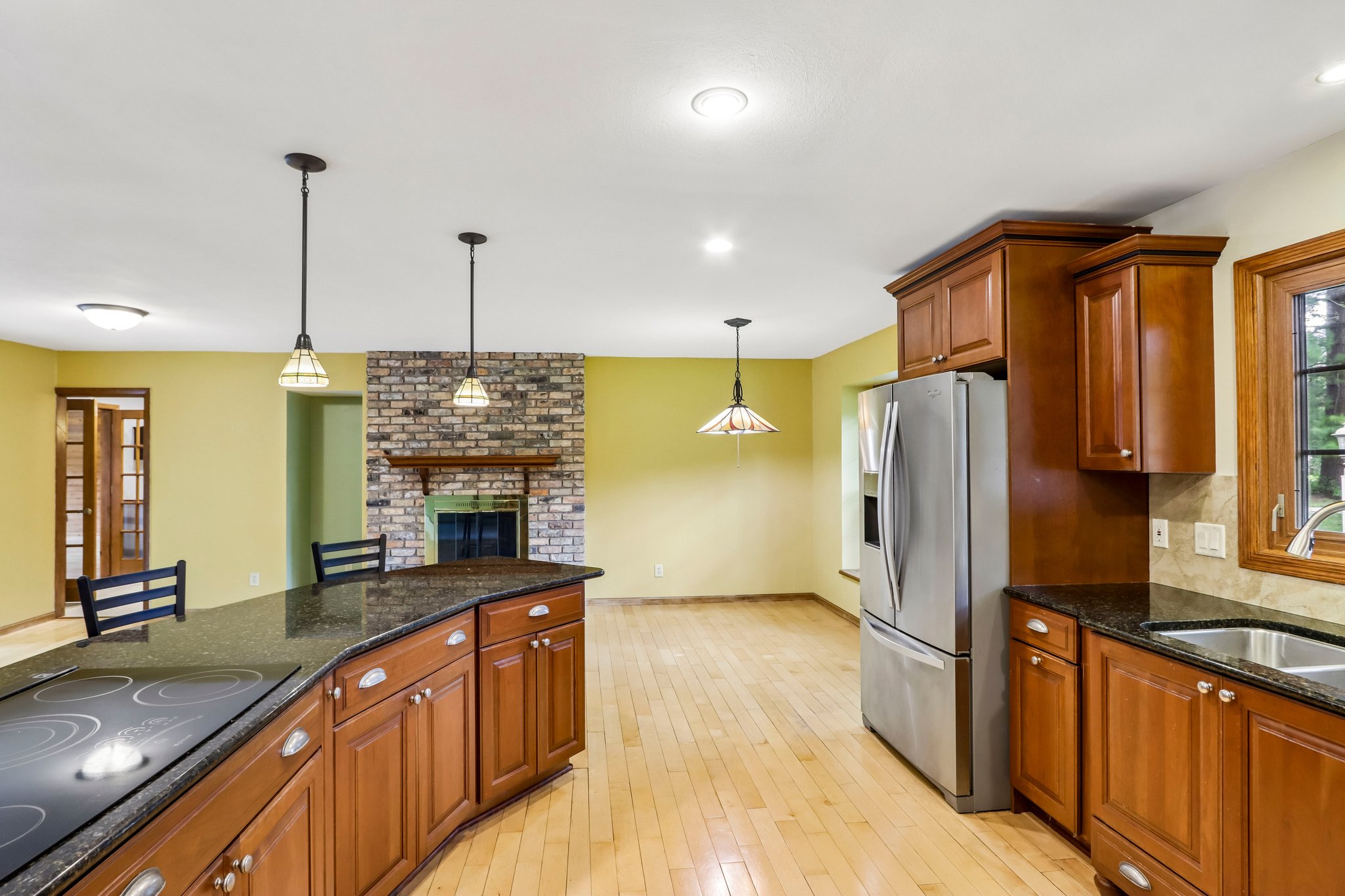 Sundance Ct-S2409-026.jpg