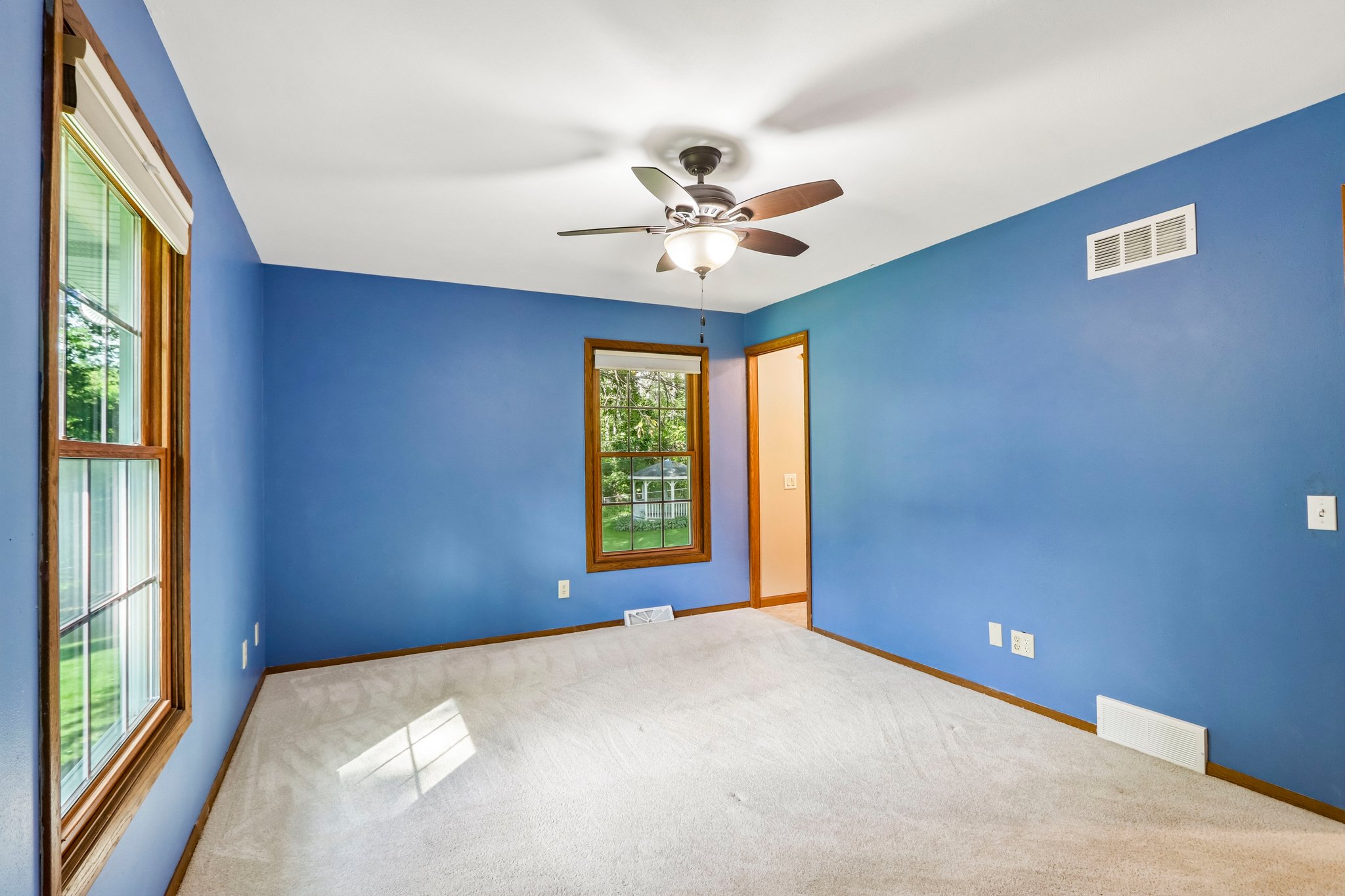 Sundance Ct-S2409-042.jpg