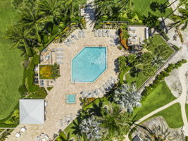 DRONE POOL AND SPA