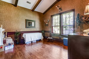 Bedroom/Office
