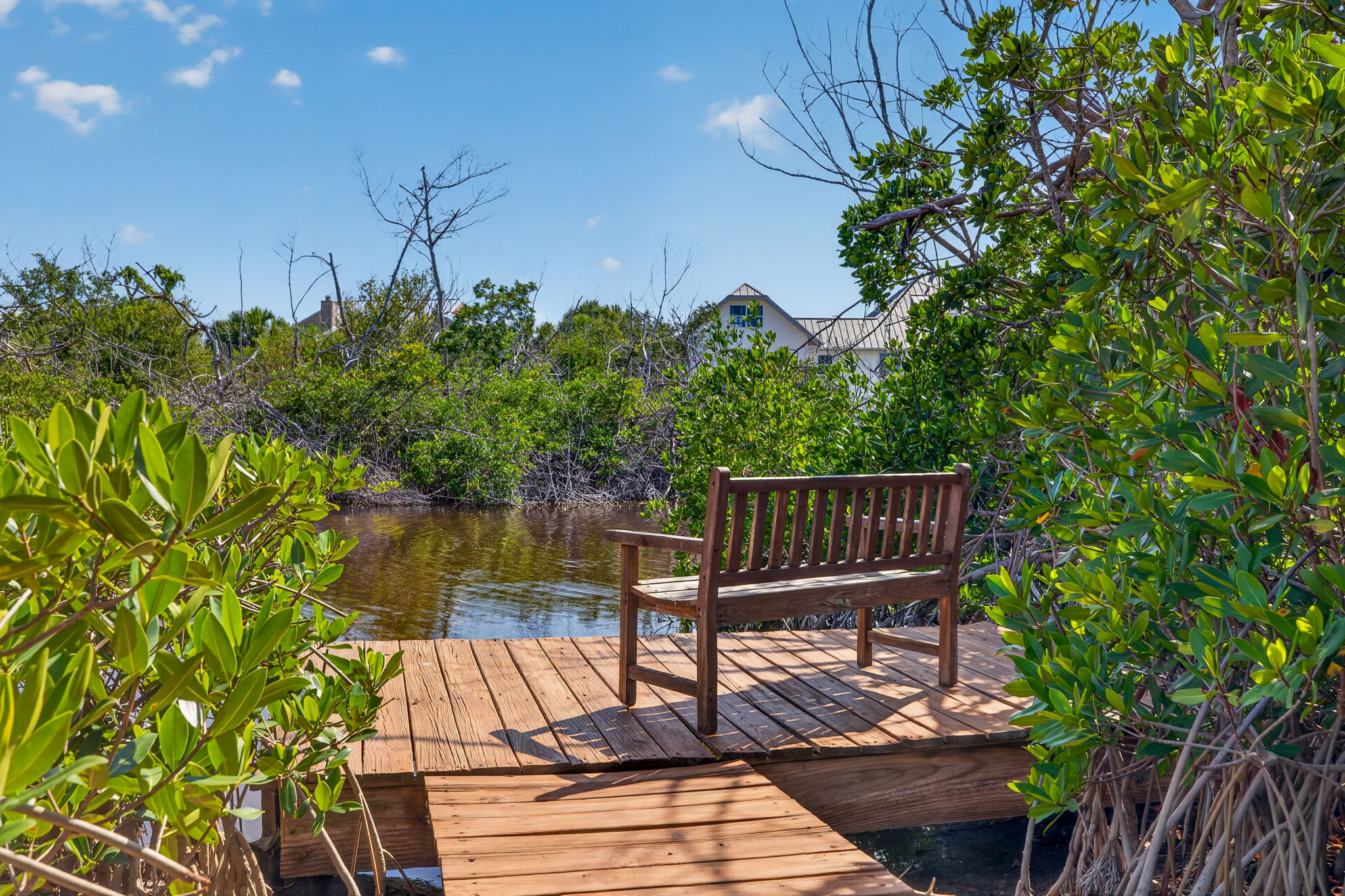 Dock 1 of 2