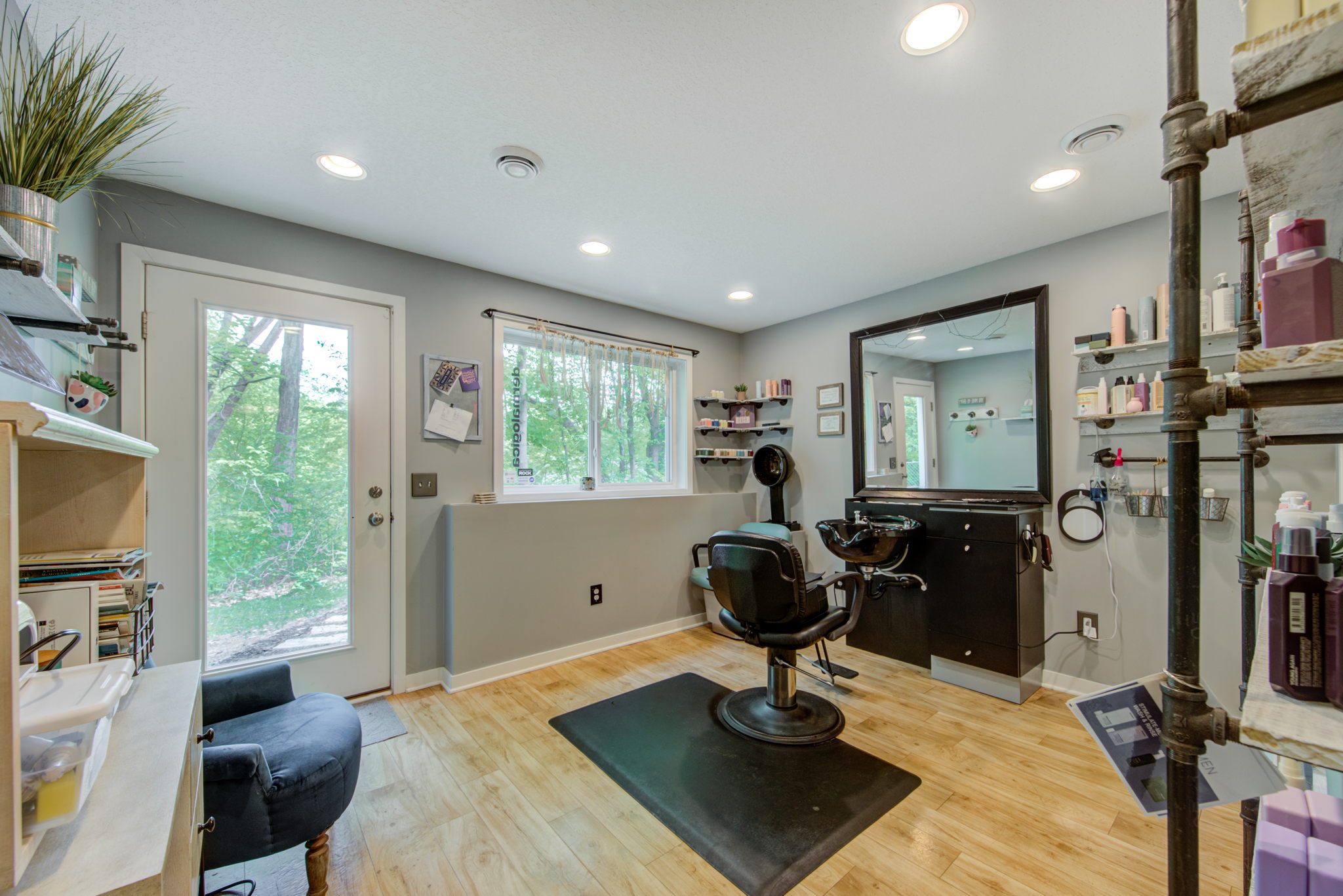 Salon