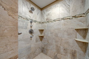 Bedroom 1 En Suite