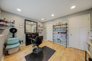 Salon
