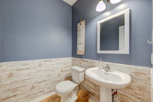 Bathroom Main Floor