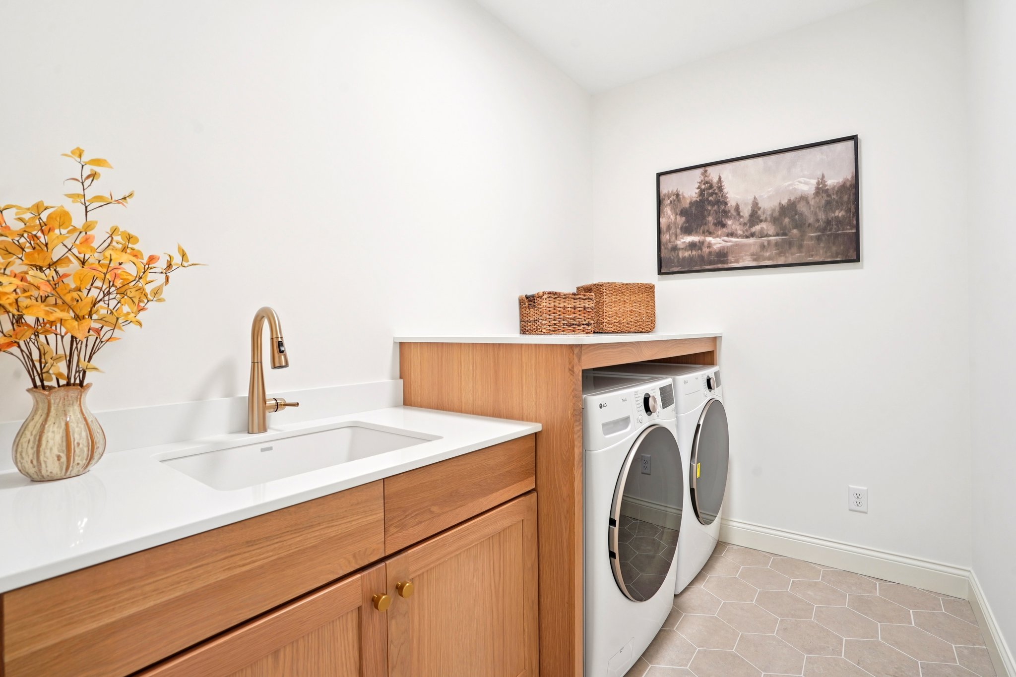 Meadowview Ln-S1109-028.jpg