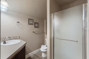  Photo 43