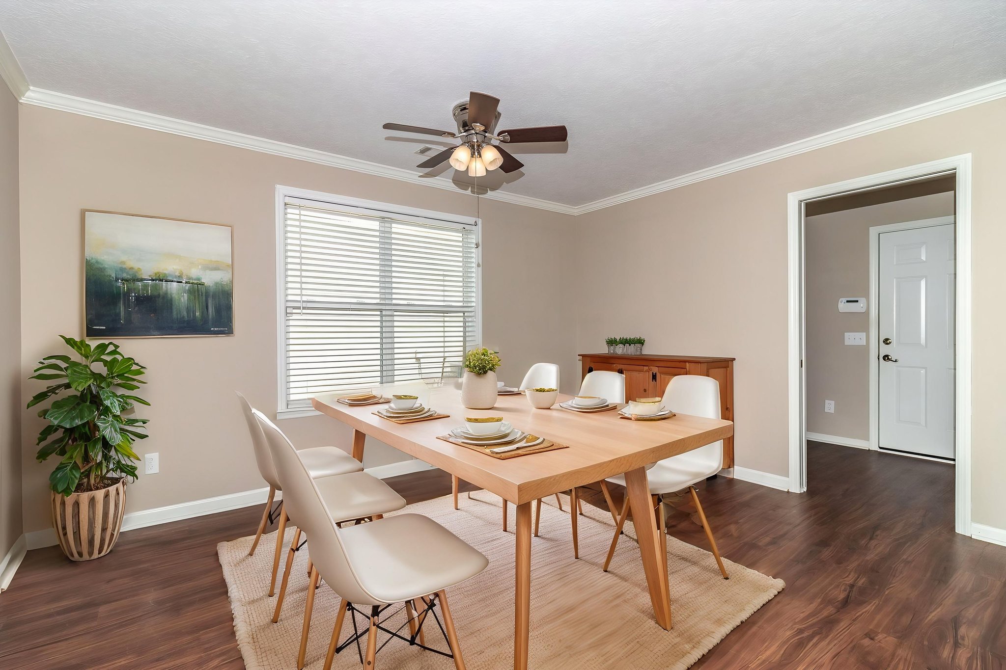 Dining Room Virtually Staged
