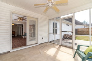 Screened-in Porch
