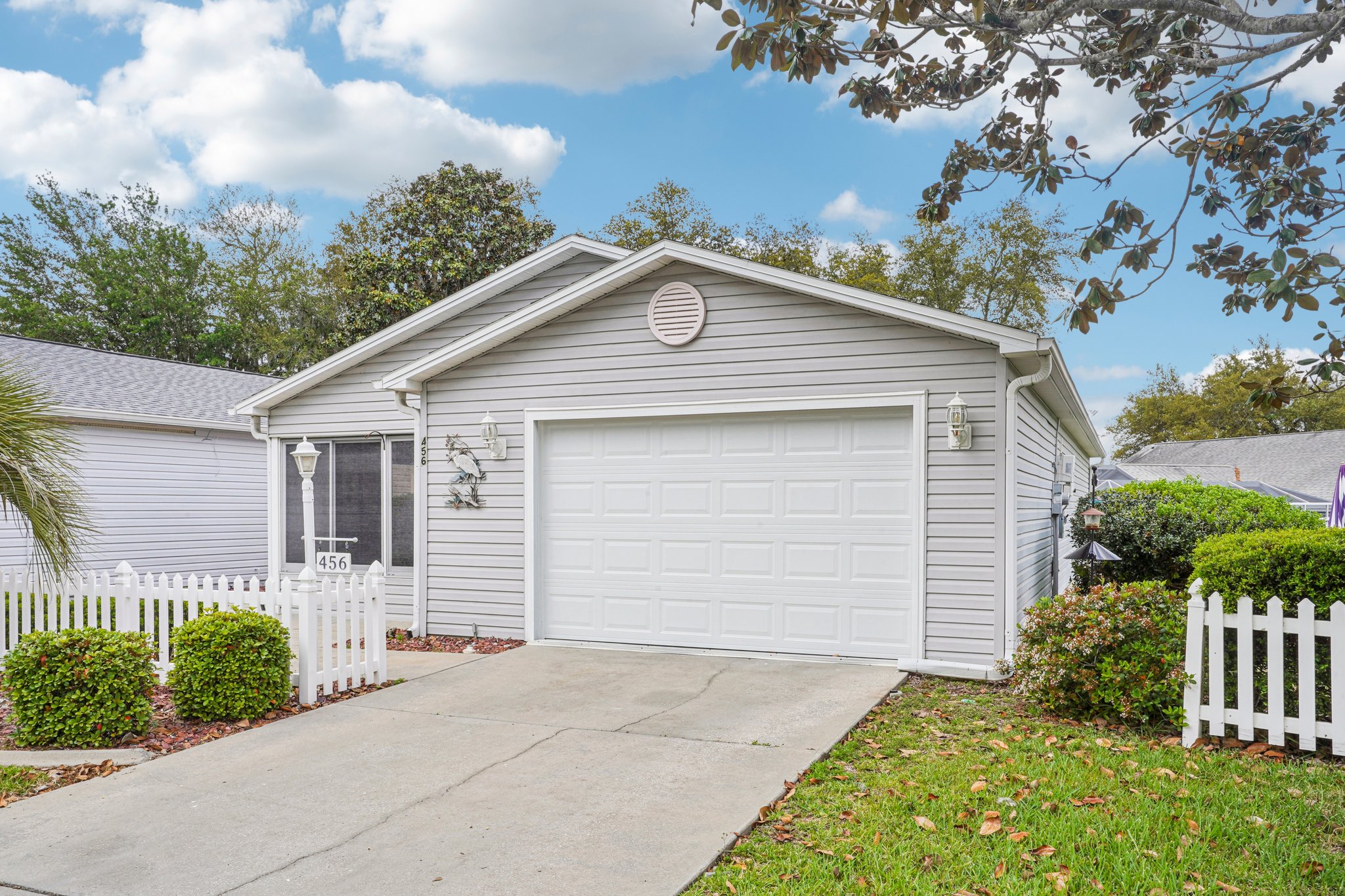 Hildalgo Dr-S0704-003.jpg