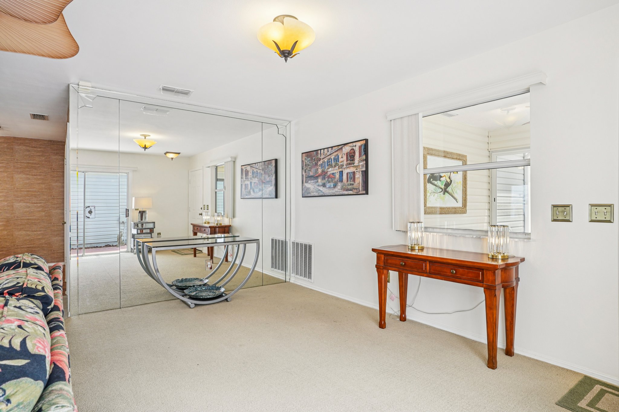 Hildalgo Dr-S0704-020.jpg