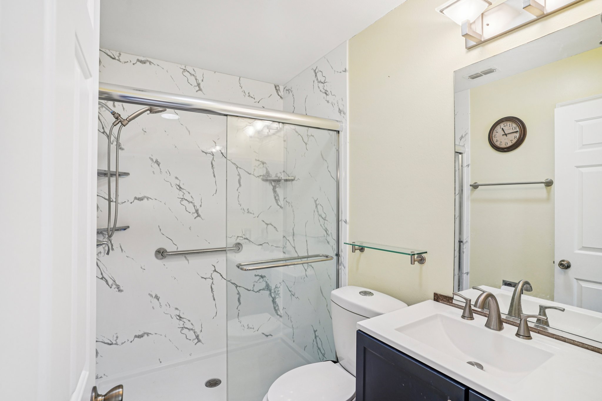 Hildalgo Dr-S0704-027.jpg