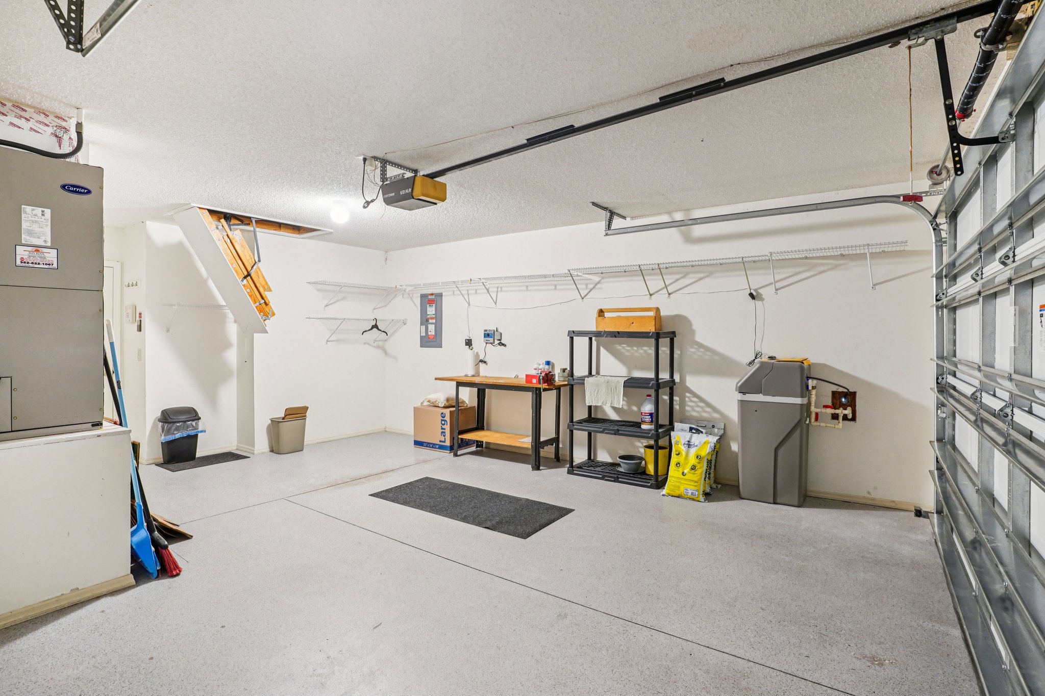 Hildalgo Dr-S0704-033.jpg