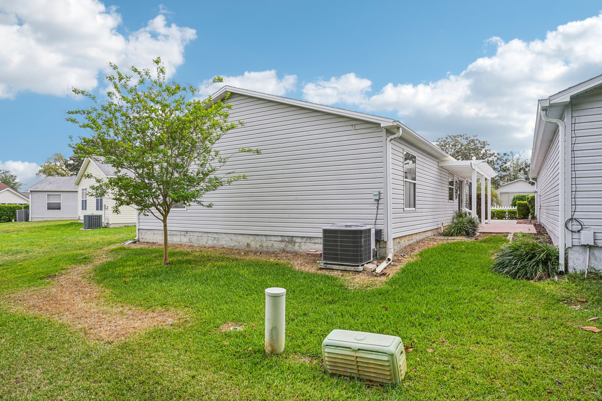 Hildalgo Dr-S0704-038.jpg