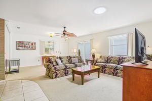 Hildalgo Dr-S0704-010.jpg