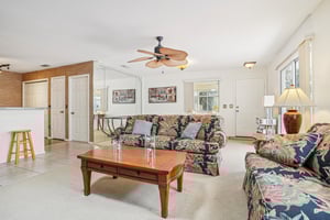 Hildalgo Dr-S0704-011.jpg