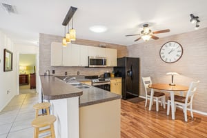 Hildalgo Dr-S0704-017.jpg