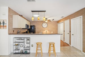 Hildalgo Dr-S0704-018.jpg