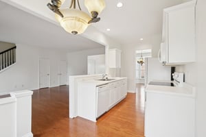 Old Towne Dr-S0702-034.jpg