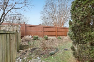 Old Towne Dr-S0702-075.jpg