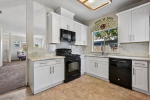 Parker Dr-S2309-008.jpg