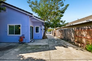 Parker Dr-S2309-018rr.jpg