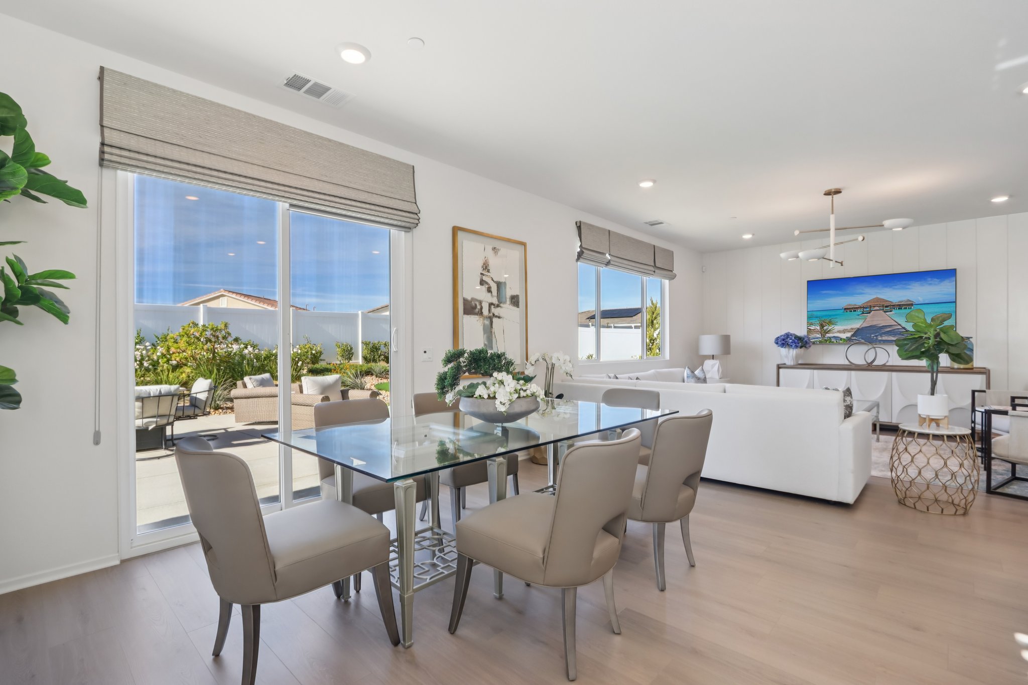 17th St E-S0212-008.jpg