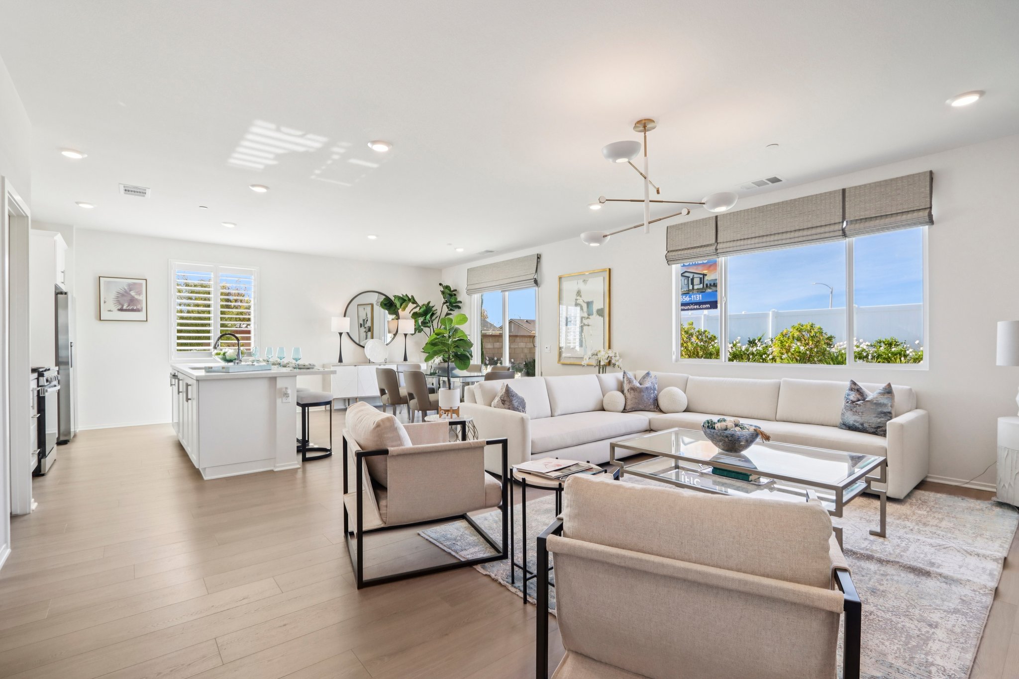 17th St E-S0212-006 (2).jpg