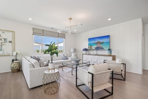 17th St E-S0212-005.jpg