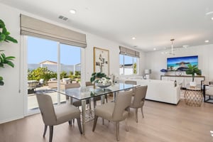 17th St E-S0212-008 (2).jpg