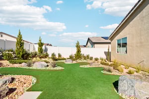 17th St E-S0212-025 (2).jpg