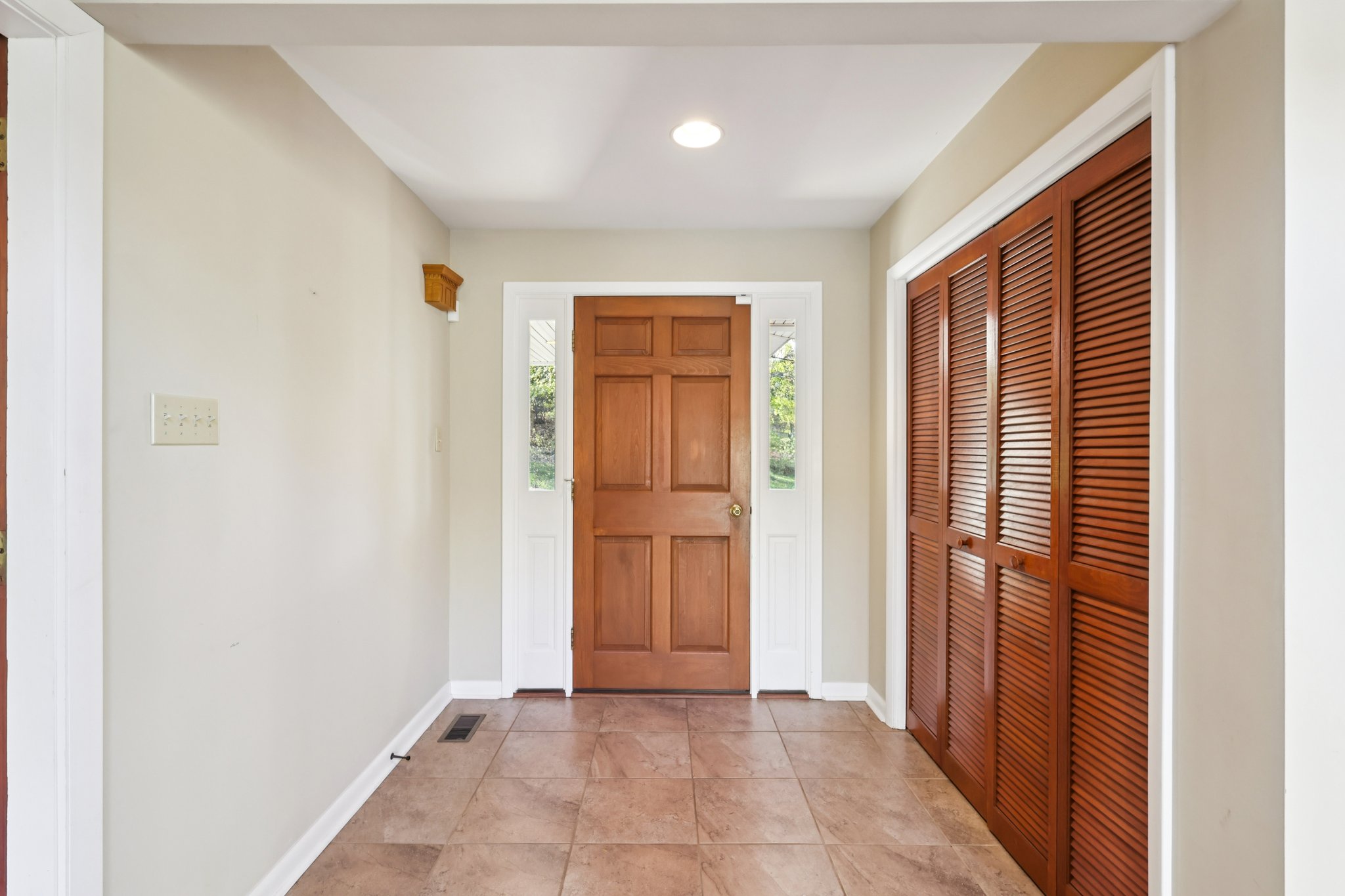 School Rd-S2810-005.jpg