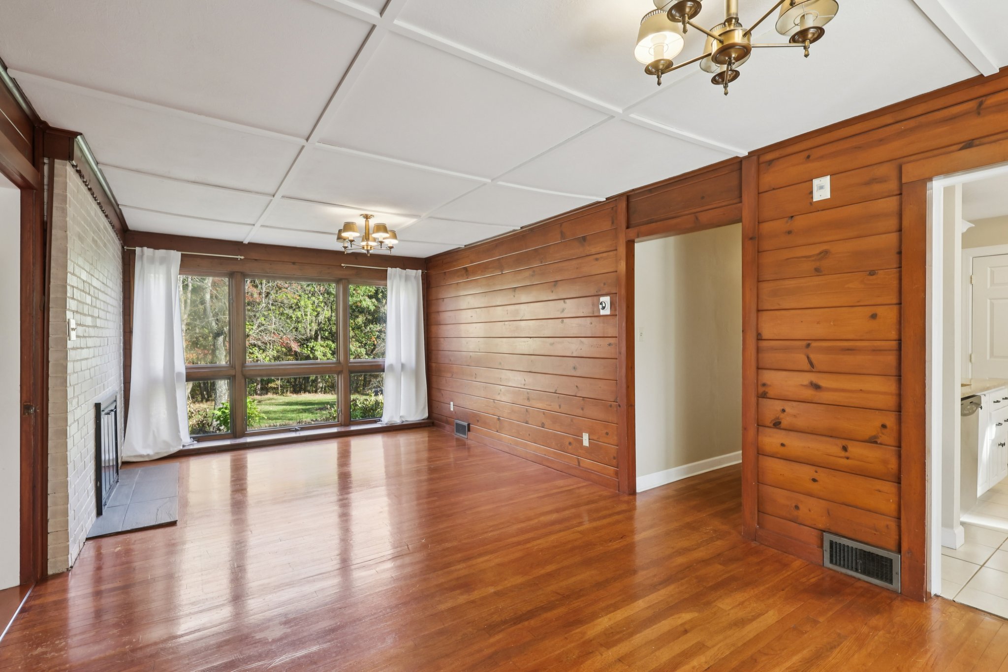 School Rd-S2810-010.jpg