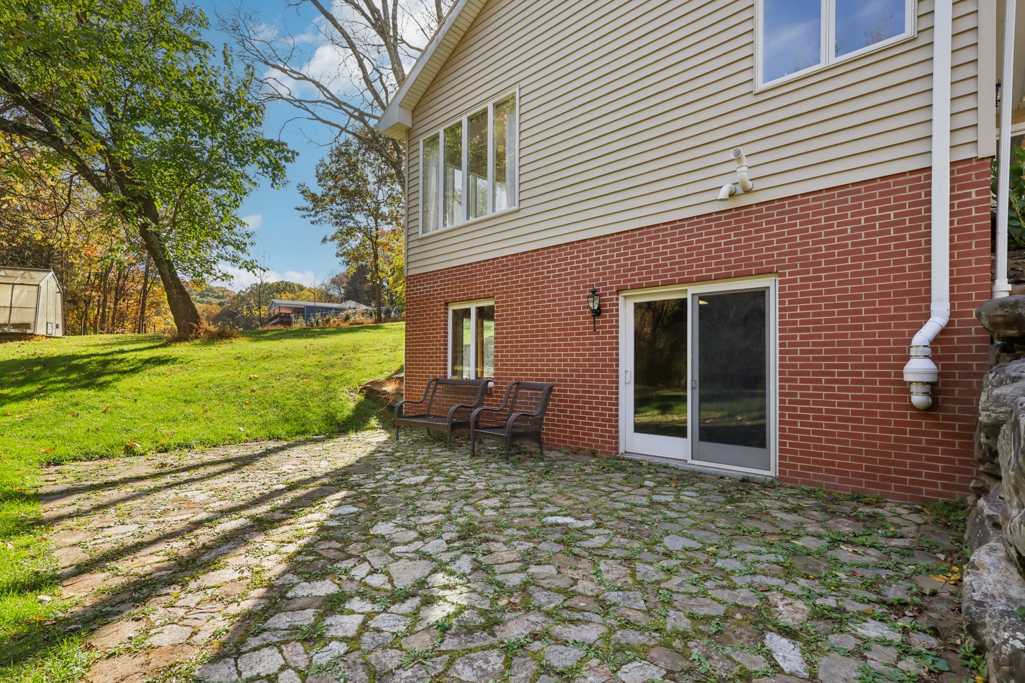 School Rd-S2810-052.jpg