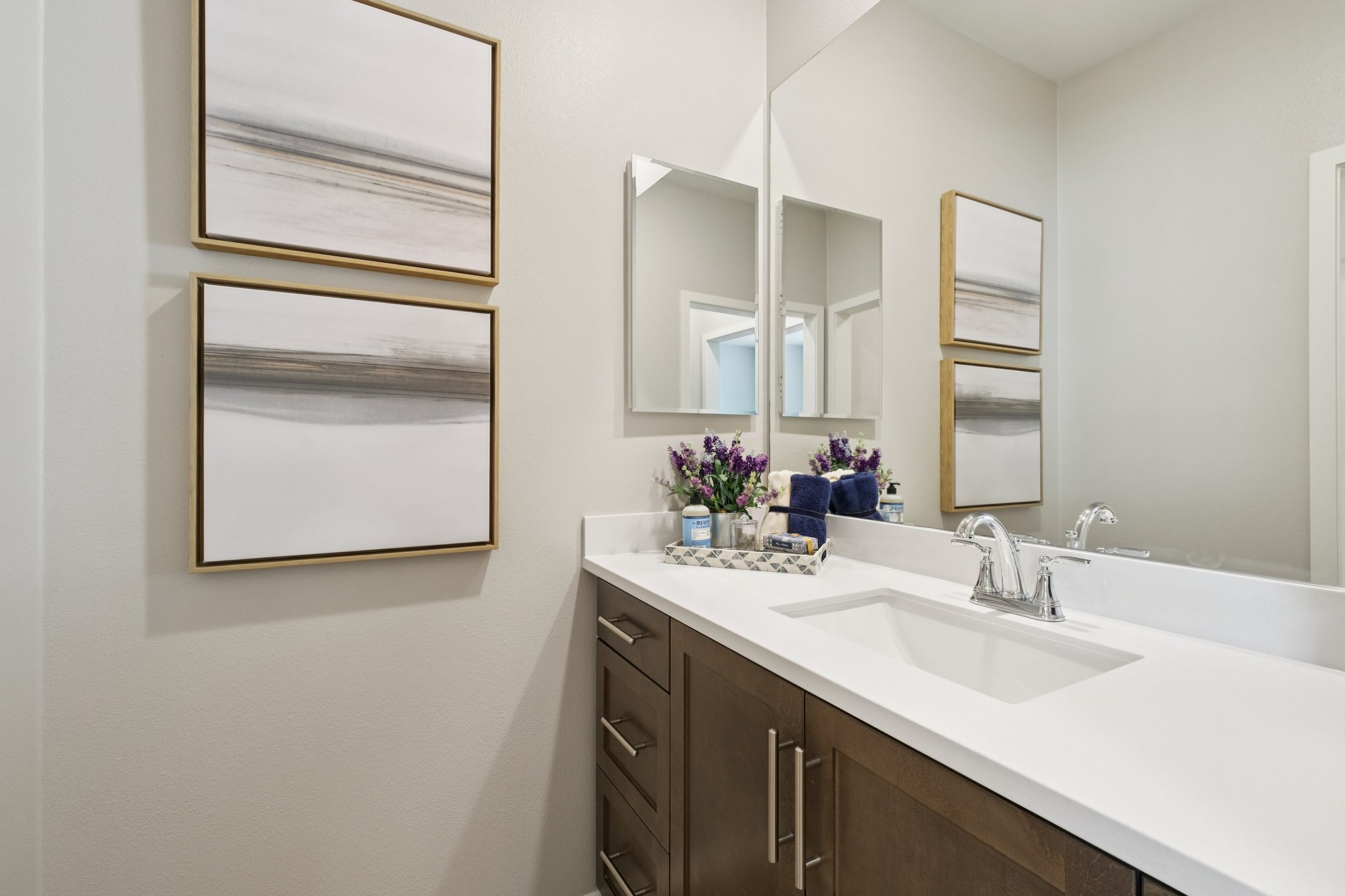 17th St E-S0212-022.jpg