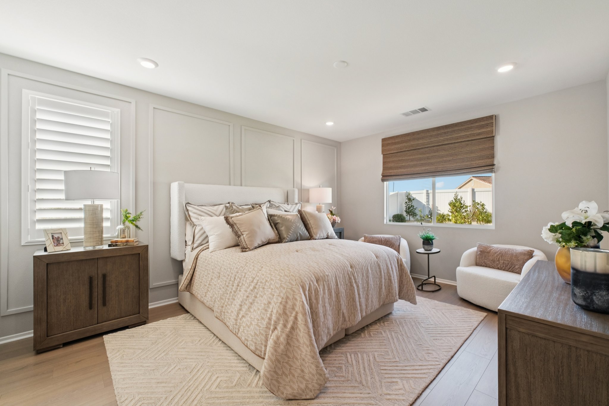 17th St E-S0212-028.jpg